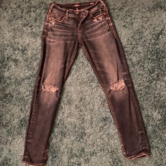 Silver Jeans Size 29, inseam 31 - Picture 1 of 13
